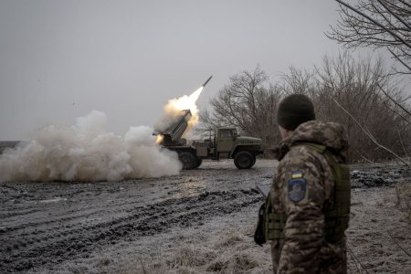 Rusia face progrese pe campul de lupta intr-un moment critic al razboiului. Ucraina admite: Situatia este dificila si se deterioreaza treptat