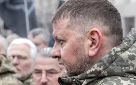 Seful Armatei Ucrainei, prima conferinta de presa de la izbucnirea razboiului. Ce spune c<span style='background:#EDF514'>EL AFLA</span>t in conflict cu Zelenski