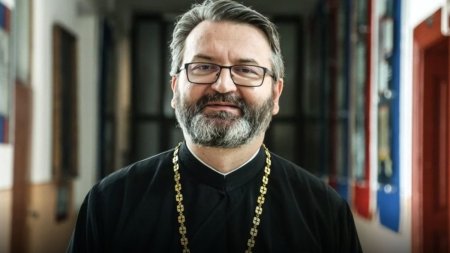 A murit preotul Daniel Buda, la 46 de ani. Decanul Facultatii de Teologie Ortodoxa din Sibiu s-a stins de Craciun