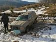Trei tineri au ramas, noaptea, blocati cu masina in zona Tabla Butii din Masivul Ciucas