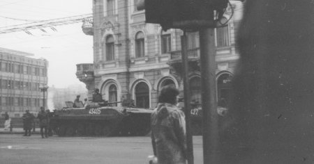 <span style='background:#EDF514'>CASETELE</span> secrete de la Cluj. Un cunoscut istoric descalceste itele: a incercat Armata sa elimine militieni si securisti?