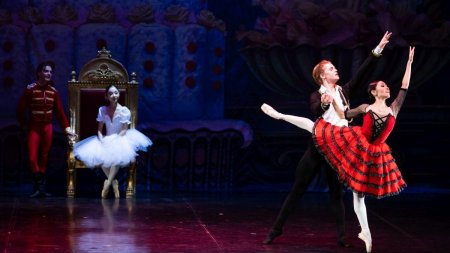 500 de sibieni petrec finalul de an la Teatrul de Balet Sibiu. Se pun in vanzare biletele pentru primele spectacole din 2024