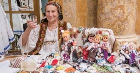 Bunica Marilena recreeaza universul copilariei de odinioara: face sorcove si papusi traditionale. Am fost copii saraci FOTO