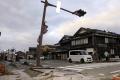 Imagini cu pagubele provocate de cutremurul din Japoniei. Drumuri crapate, case distruse si zeci de mii de gospodarii fara curent. VIDEO