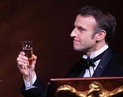 Macron, un presedinte pro alcool: O masa fara vin ar fi trista