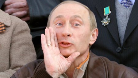 Vladimir Putin a fost la un spectacol de striptease la un club din Sankt Petersburg, in timpul razboiului cecen: A baut vodca, a dansat, a lasat bacsis generos