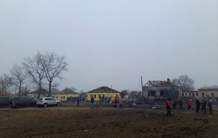 Munitia a cazut dintr-un avion rusesc intr-un sat din regiunea Voronej, aproape de granita cu Ucraina, si a distrus cel putin 7 case