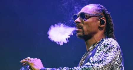 Rapperul Snoop Dogg, comentator la Olimpiada. Ce colos l-a angajat pe cel mai cunoscut consumator de marijuana