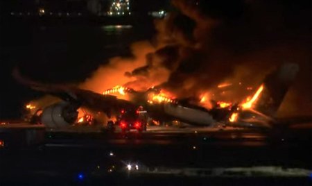 Decizia care i-a salvat: cum au scapat cu viata toti cei 379 de pasageri ai avionului care a luat foc pe aeroportul din Tokyo