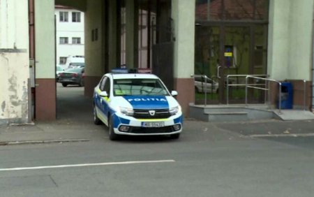 Tentativa de sinucidere la Dumbravita. Un barbat a fost salvat de un politist din localitate prin negocieri