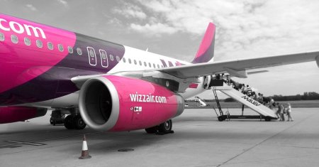 Zeci de pasageri au ramas in <span style='background:#EDF514'>AEROPORTUL DIN BRASOV</span>, dupa ce Wizz Air a schimbat aeronava