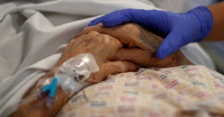Caz revoltator in Mures: femeie dusa la spital cu gripa are acum fracturi la umeri si nu-si poate misca bratele | VIDEO