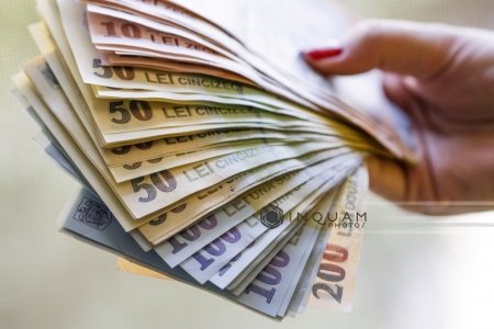 In acest an, trei banci dispar de pe piata din Romania