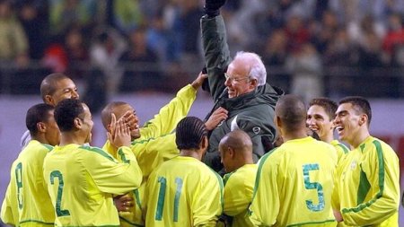 Legenda fotbalului brazilian, Mario Zagallo, a murit la varsta de 92 de ani. Uriasul jucator si antrenor a castigat patru Cupe Mondiale