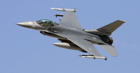 Danemarca va livra avioane F-16 catre Ucraina in al doilea trimestru din 2024