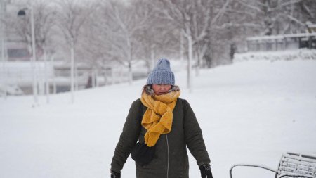 Iarna revine in forta. Alerta imediata de vant, polei si ninsori in Moldova, Dobrogea si jumatatea de est a Munteniei