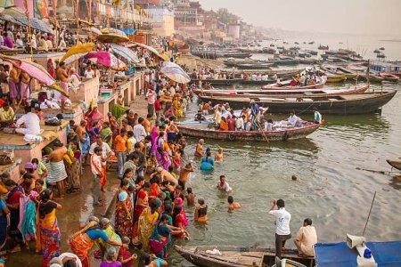 Extrem de poluat, fluviul Gange din India ar putea fi salubrizat