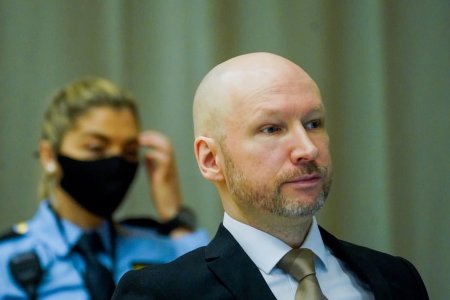 Anders Breivik, extremistul care a ucis 77 de oameni intr-un atac armat in 2011, da in judecata statul norvegian pentru a iesi din izolare