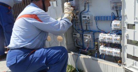Clienti casnici intampina bariere in procesul de racordare la retelele de distributie a energiei
