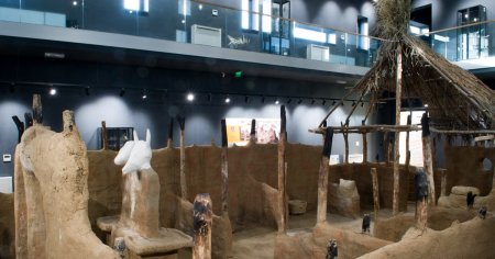 Sanctuar neolitic vechi de peste 6.000 de ani, reconstruit. Deschiderea are loc de <span style='background:#EDF514'>ZIUA NATIONALA</span> a Culturii FOTO