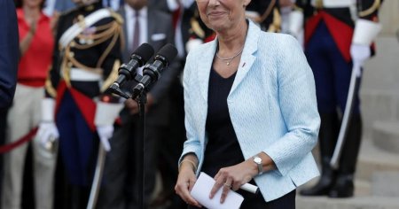 Primul ministru al Frantei a demisionat. Reactia lui Emmanuel Macron