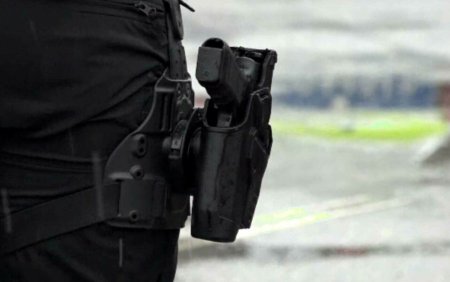 Au dezarmat politia. Arma furata de la un agent din Hunedoara inca nu a fost gasita