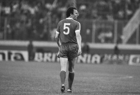 Soacra i-a facut surpriza fotbalistului roman si i-a distrus tricoul cu Beckenbauer