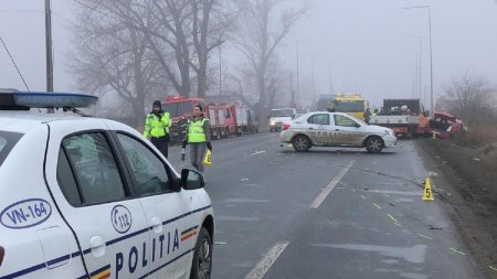 Accident cumplit cu opt victime, la Bacau: Doi copii au murit!