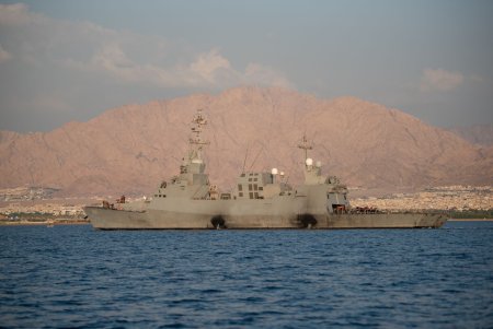 Marina americana a doborat 21 de rachete si drone lansate de rebelii Houthi din Yemen, in Marea Rosie