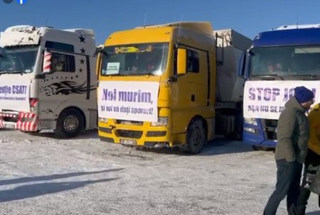 Protest al fermierilor, neasumat oficial. Mai multe camioane sunt asteptate in Bucuresti. Jandarmeria: Suntem pregatiti