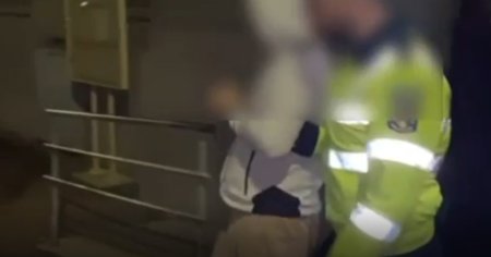 De ce a fost arestat un barbat imediat dupa ce a coborat din avion, pe aeroportul din Satu Mare