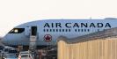 Un pasager s-a urcat la Toronto intr-un Boeing 777, apoi a deschis o usa si a cazut din avion
