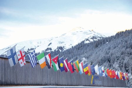Liderii lumii se indreapta catre Davos pentru un summit crucial care se va desfasura in cel mai complicat context geopolitic si economic din ultimele decenii