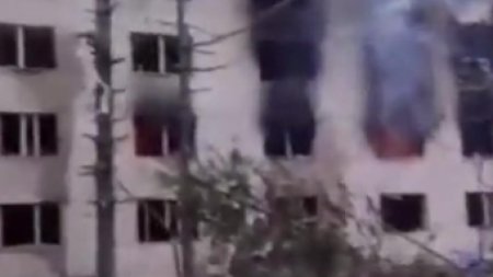 Hotel din Harkov, lovit de rachete rusesti. 11 civili au fost raniti, case si masini au fost avariate