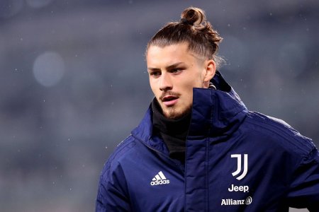 Cum cheltuie Juventus banii primiti de pe urma lui Radu Dragusin