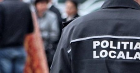Cum si-a escrocat colegii o politista din Craiova: Mie mi se opreste jumatate din salariu