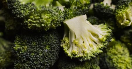 Trucul pretios care te ajuta sa gatesti broccoli: 