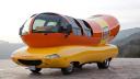 Oscar Mayer ofera soferilor 35.000 $ pentru a conduce Hot Dog-ul Gigant prin SUA