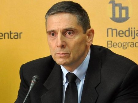 Liderul opozitiei din Serbia, batut in timp ce era retinut de serviciile secrete