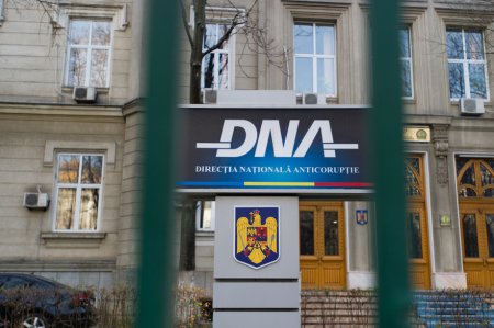Operatiune anticoruptie in sanatate: DNA investigheaza sefa si directorul executiv al CAS Maramures