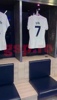 Tricoul lui Radu Dragusin a ajuns in vestiarul lui Tottenham