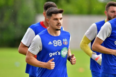 Buziuc a plecat de la Steaua si a semnat cu rivala la play-off din Liga 2: Aveam nevoie de un astfel de atacant