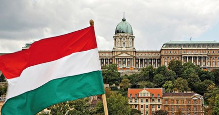 Protest pentru cresterea salariilor profesorilor in Ungaria