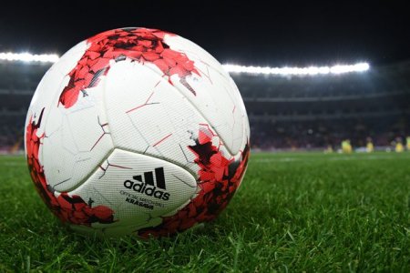 Sambata cu incidente in fotbalul din Anglia: un meci a fost abandonat, iar un altul - suspendat