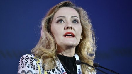Elena Lasconi a demisionat din functia de vicepresedinte al USR Arges: Mie imi e scarba