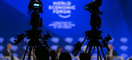 Diplomati de top discuta la Davos o formula de pace pentru Ucraina