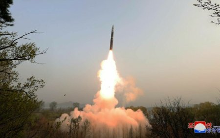 Coreea de Nord a testat o noua racheta cu combustibil solid. SUA, Coreea de Sud si Japonia au reactionat imediat