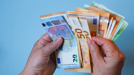 Taxa noua de 2.000 de euro pe an pentru romanii rezidenti din Italia. Noile reguli au intrat in vigoare de la 1 ianuarie