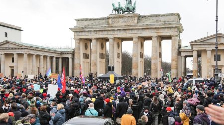 Protest de amploare al fermierilor germani la Berlin
