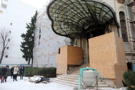 Ministerul Culturii da in judecata firma care a consolidat Muzeul Enescu. Dupa doi ani, doar un sfert din lucrari sunt facute. Cum arata interiorul